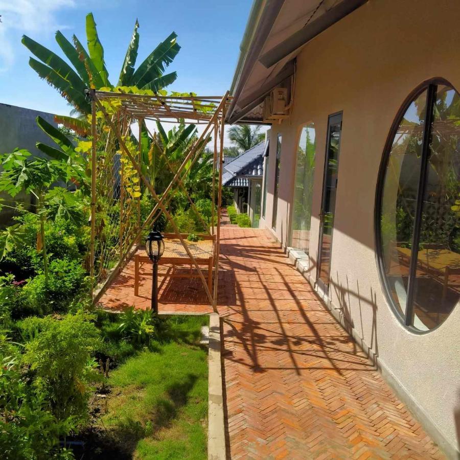 Golden Lotus Spa & Homestay Ap Thien Phuoc Esterno foto