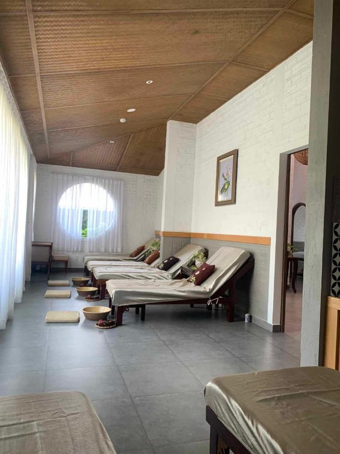 Golden Lotus Spa & Homestay Ap Thien Phuoc Esterno foto