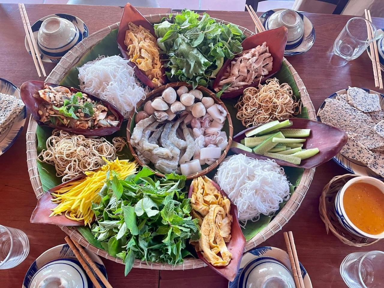 Golden Lotus Spa & Homestay Ap Thien Phuoc Esterno foto